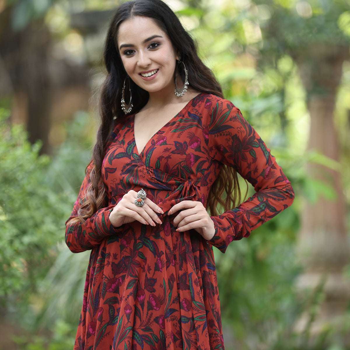 Sakhi Gher Georgette Angrakha