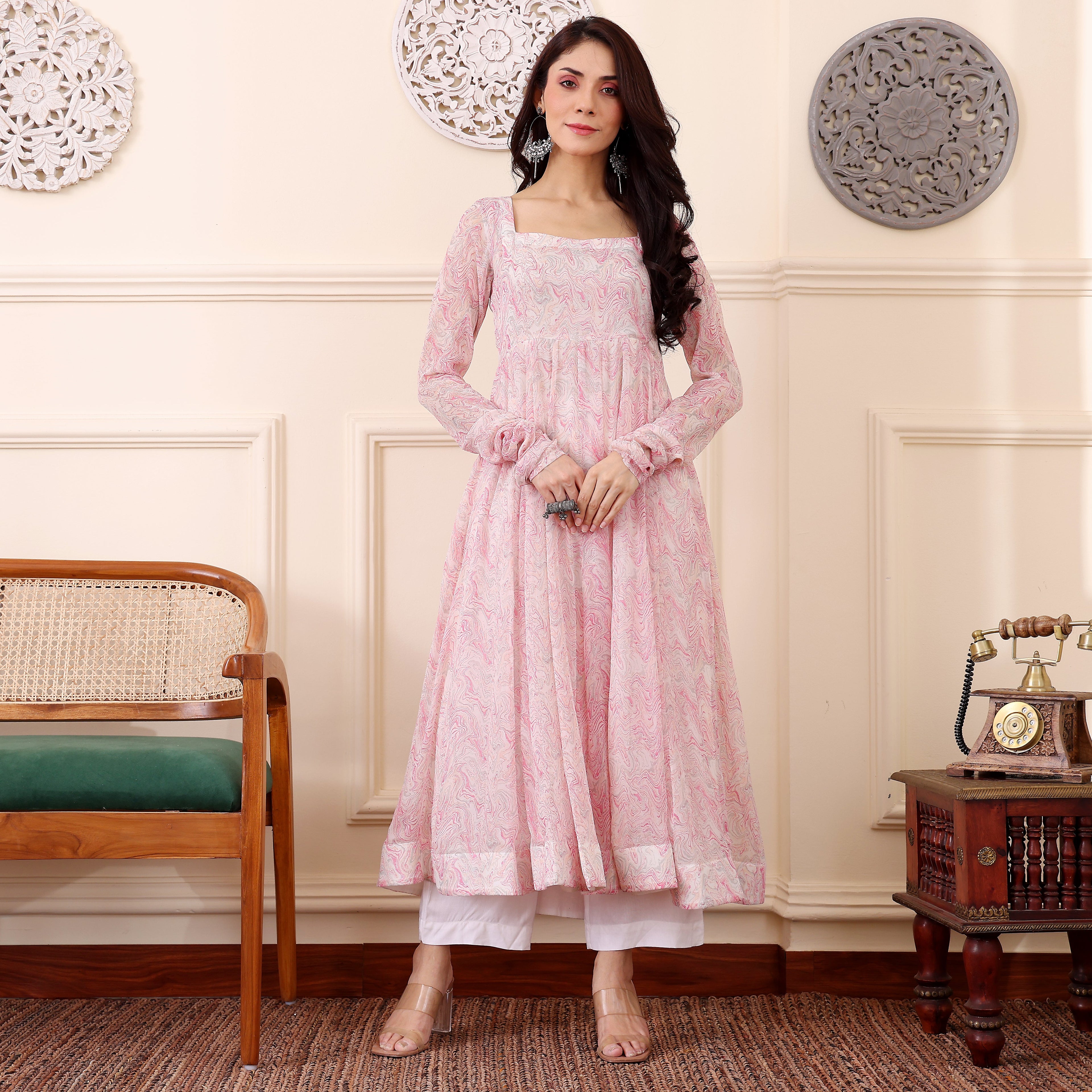Raisha Georgette Kurta