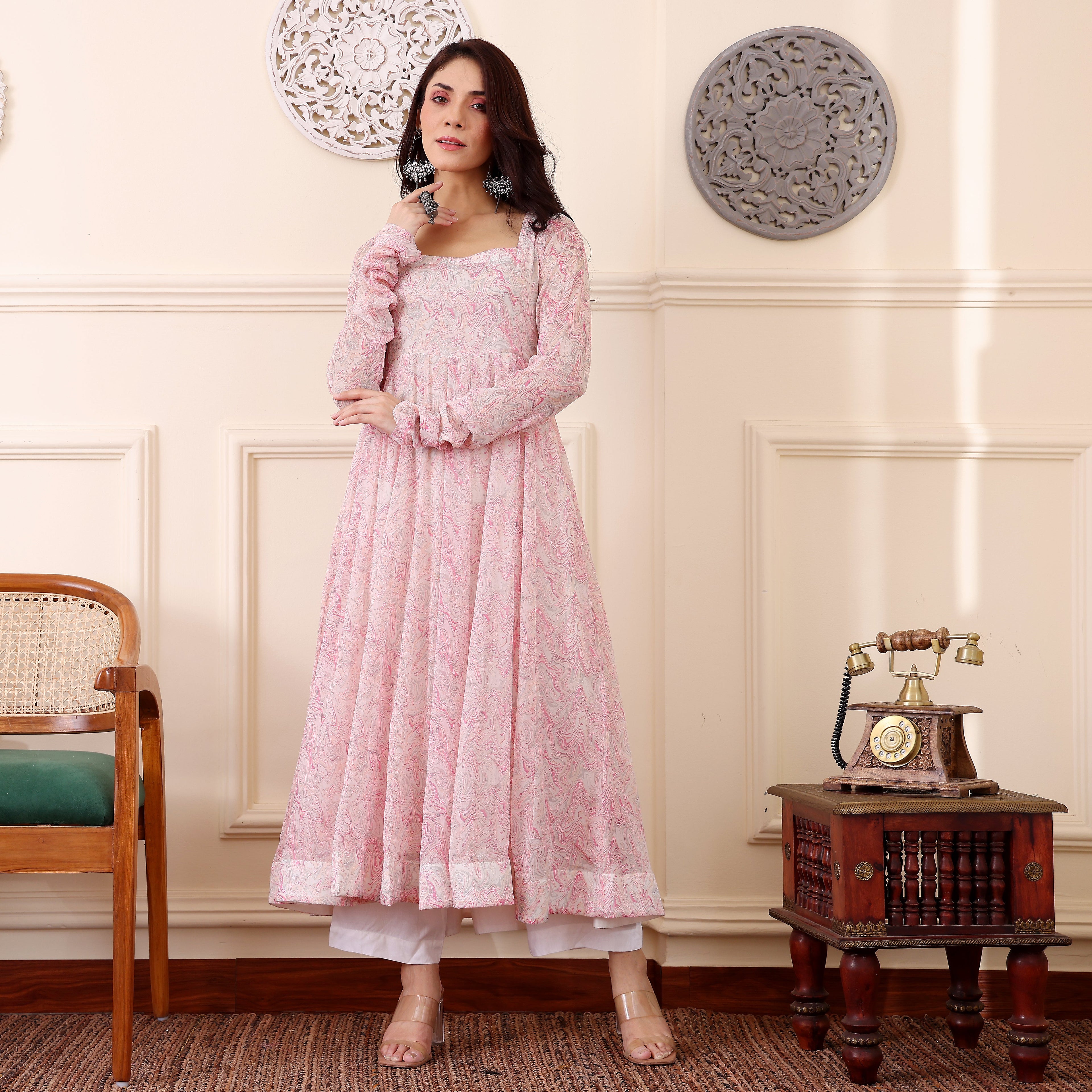 Raisha Georgette Kurta
