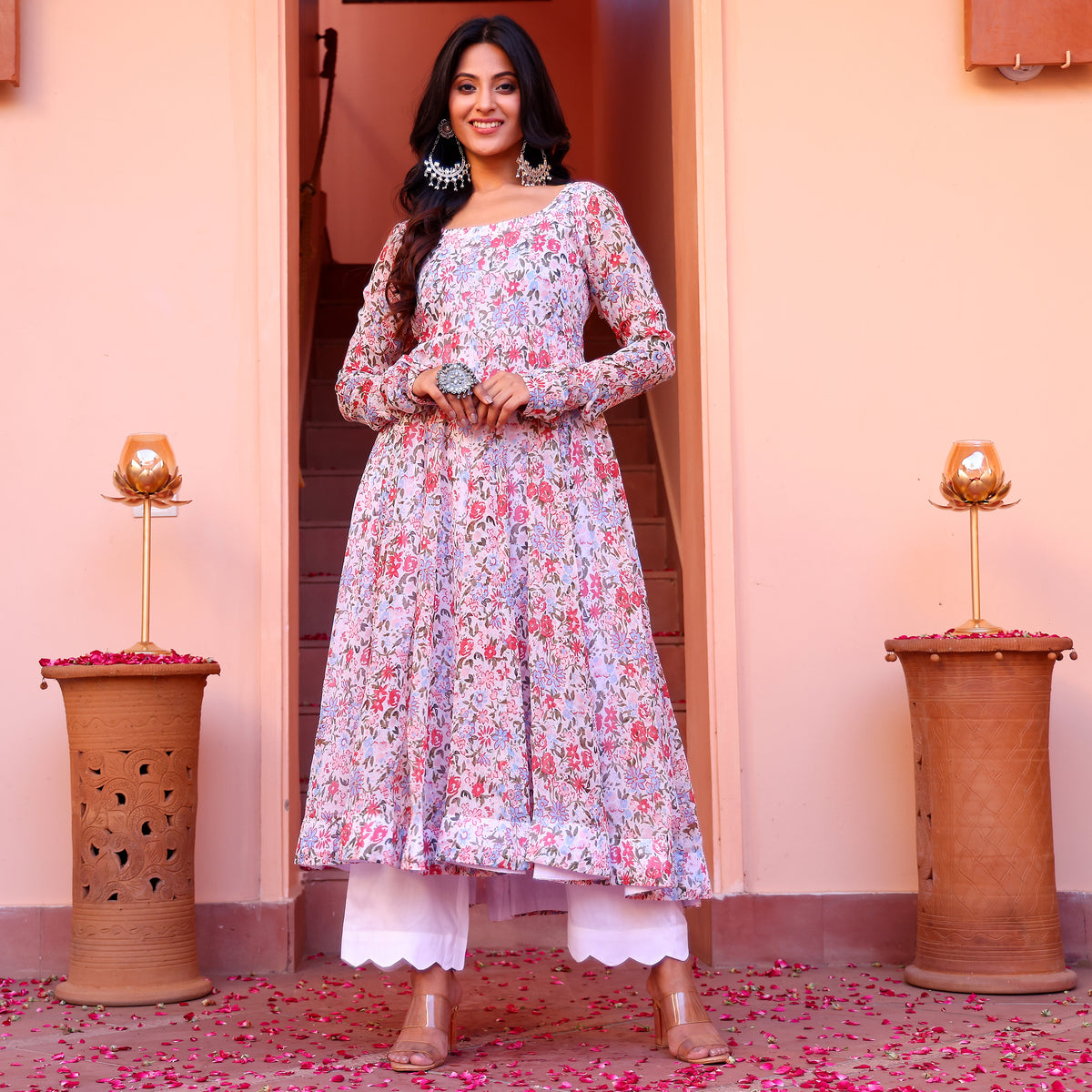Juhi Kalidar Georgette Kurta