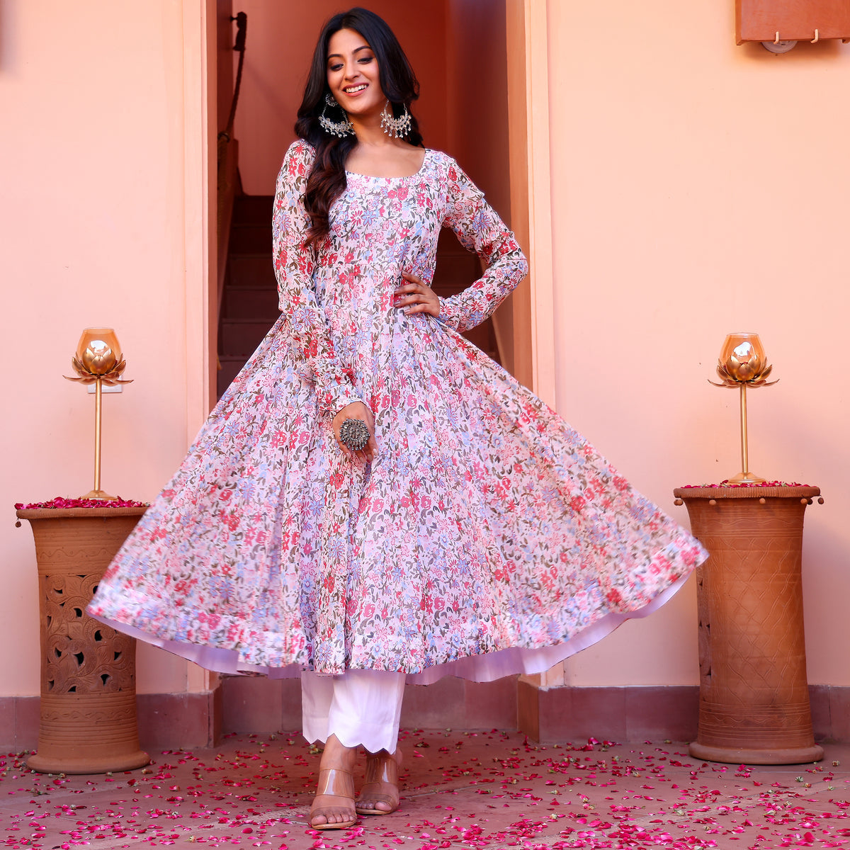 Juhi Kalidar Georgette Kurta
