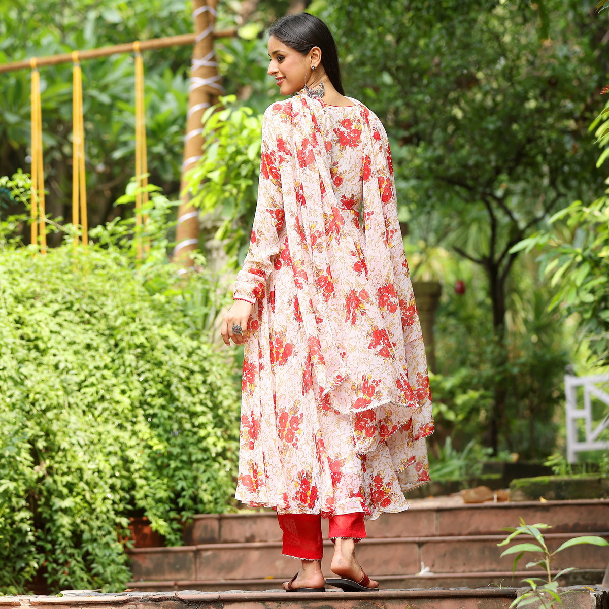 Amaara Georgette Gher Set