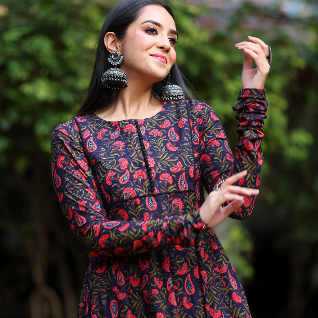 Veda paisley Gher Cotton Kurta