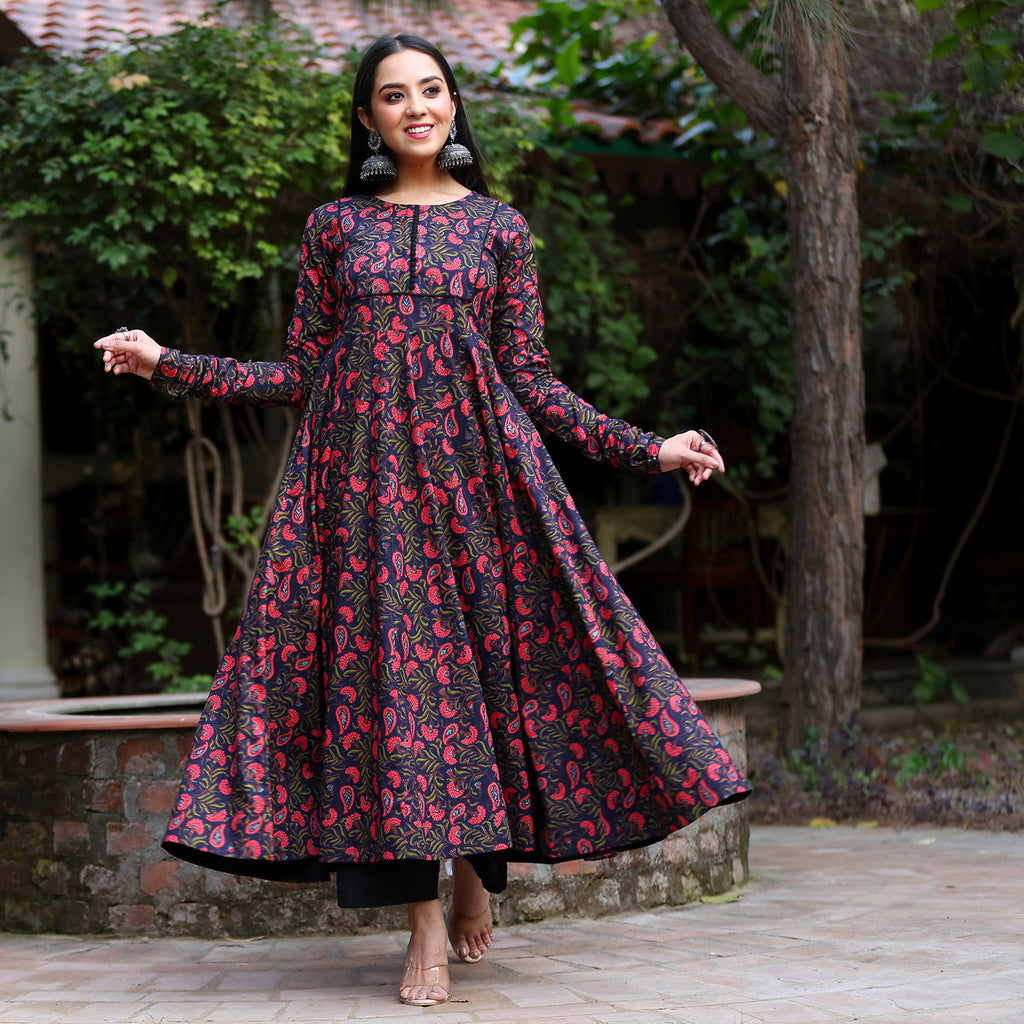 Veda paisley Gher Cotton Kurta