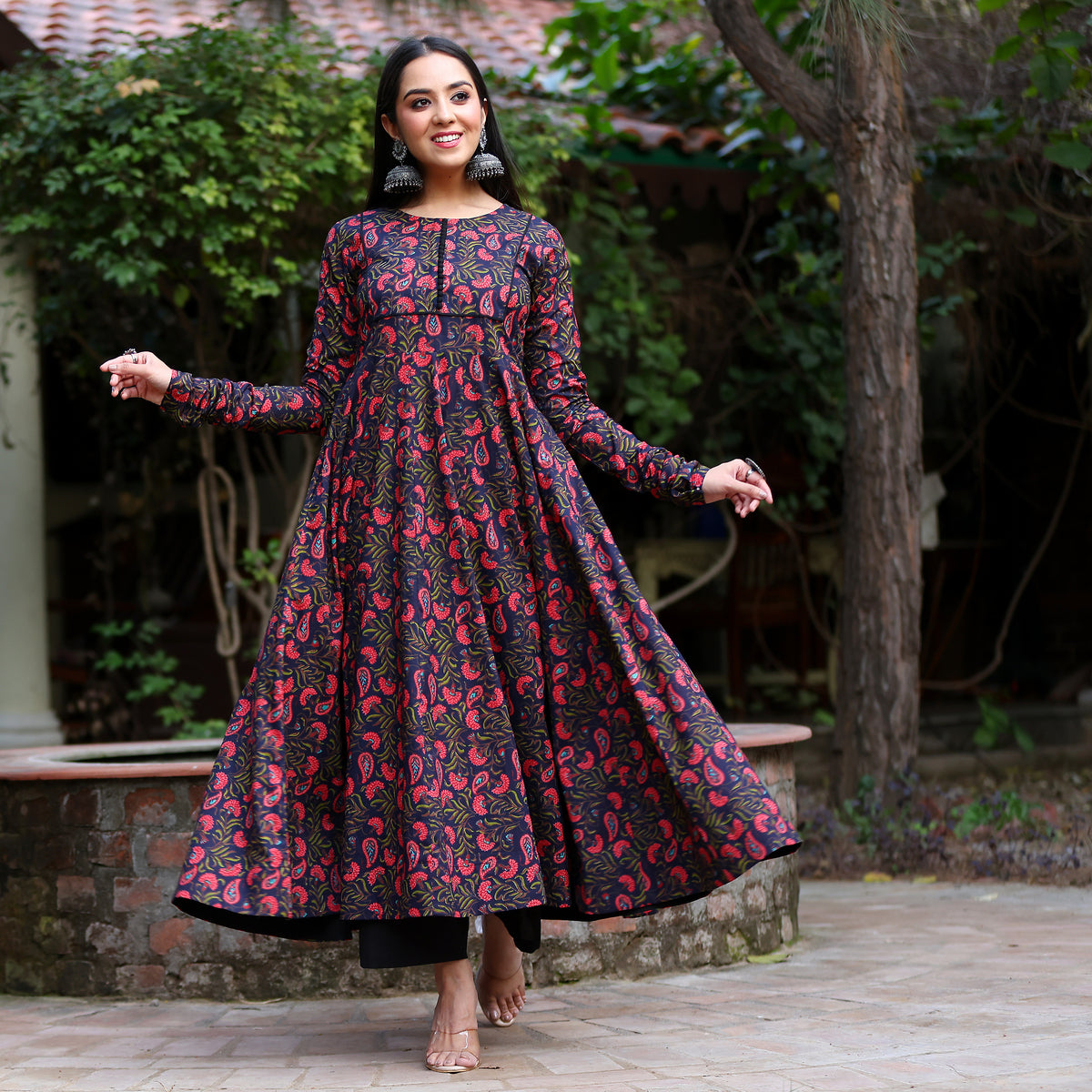 Veda paisley Gher Cotton Kurta