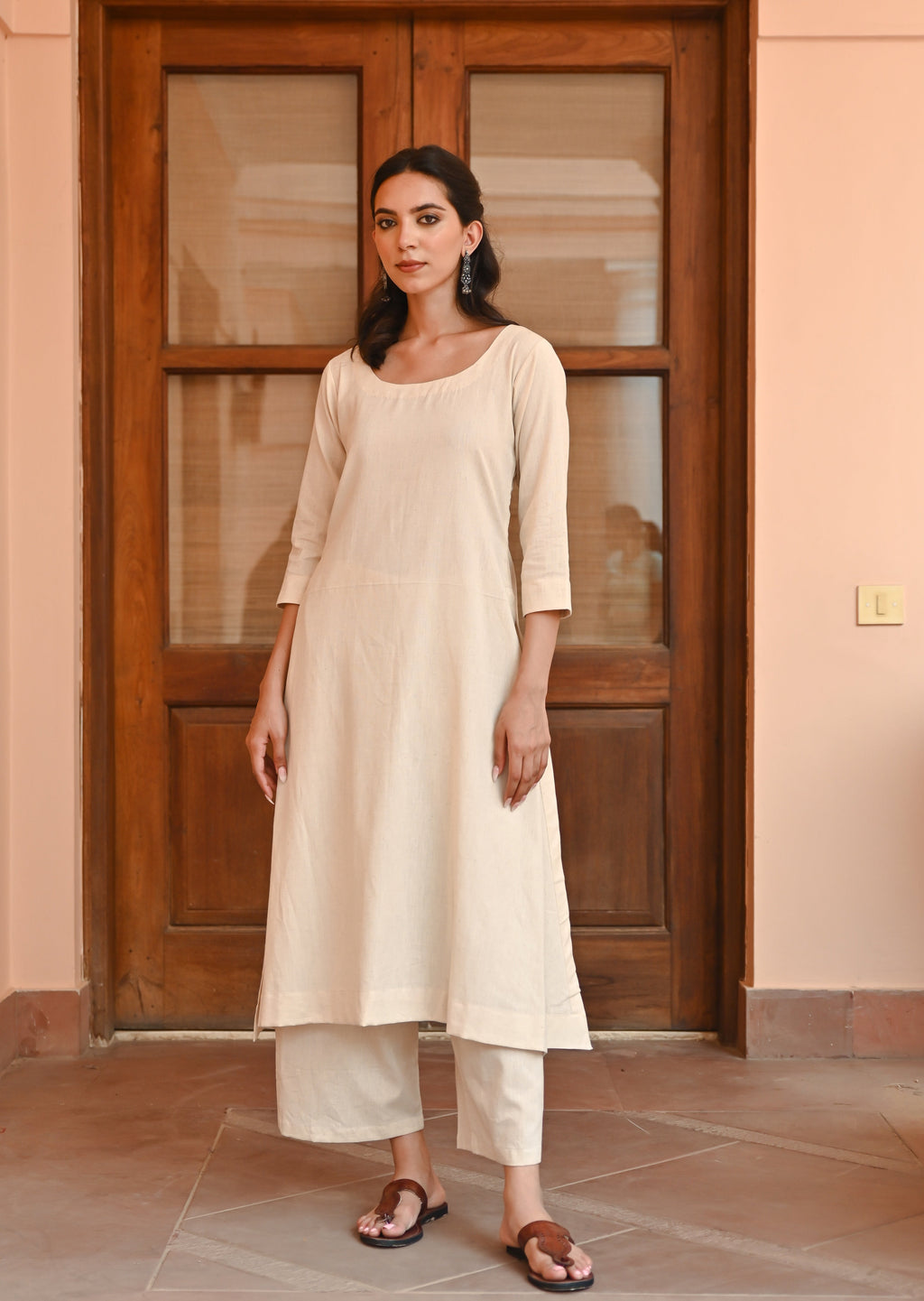 Abhiti  Set
