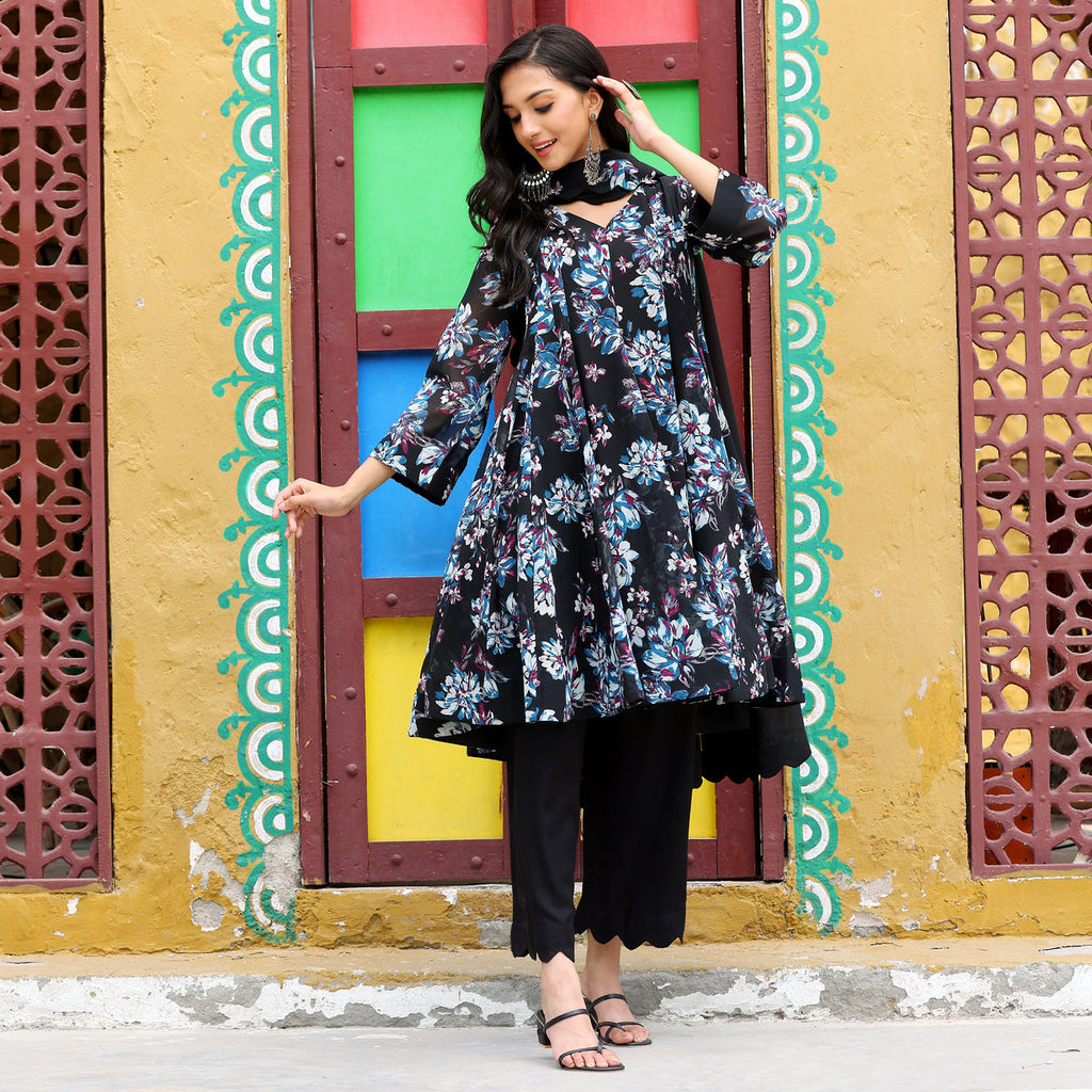 Ashruta Black Set