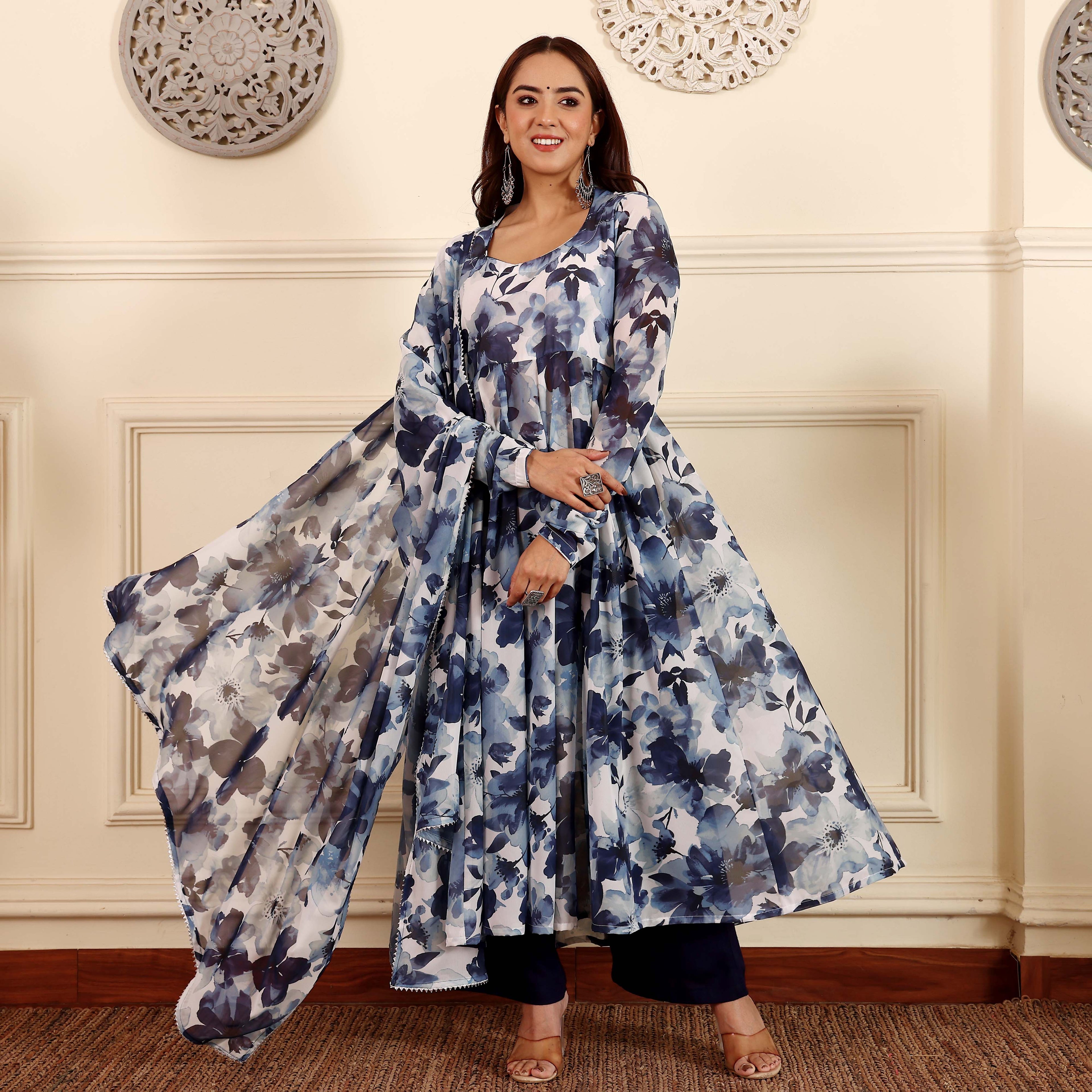 Yaanvi Georgette Set