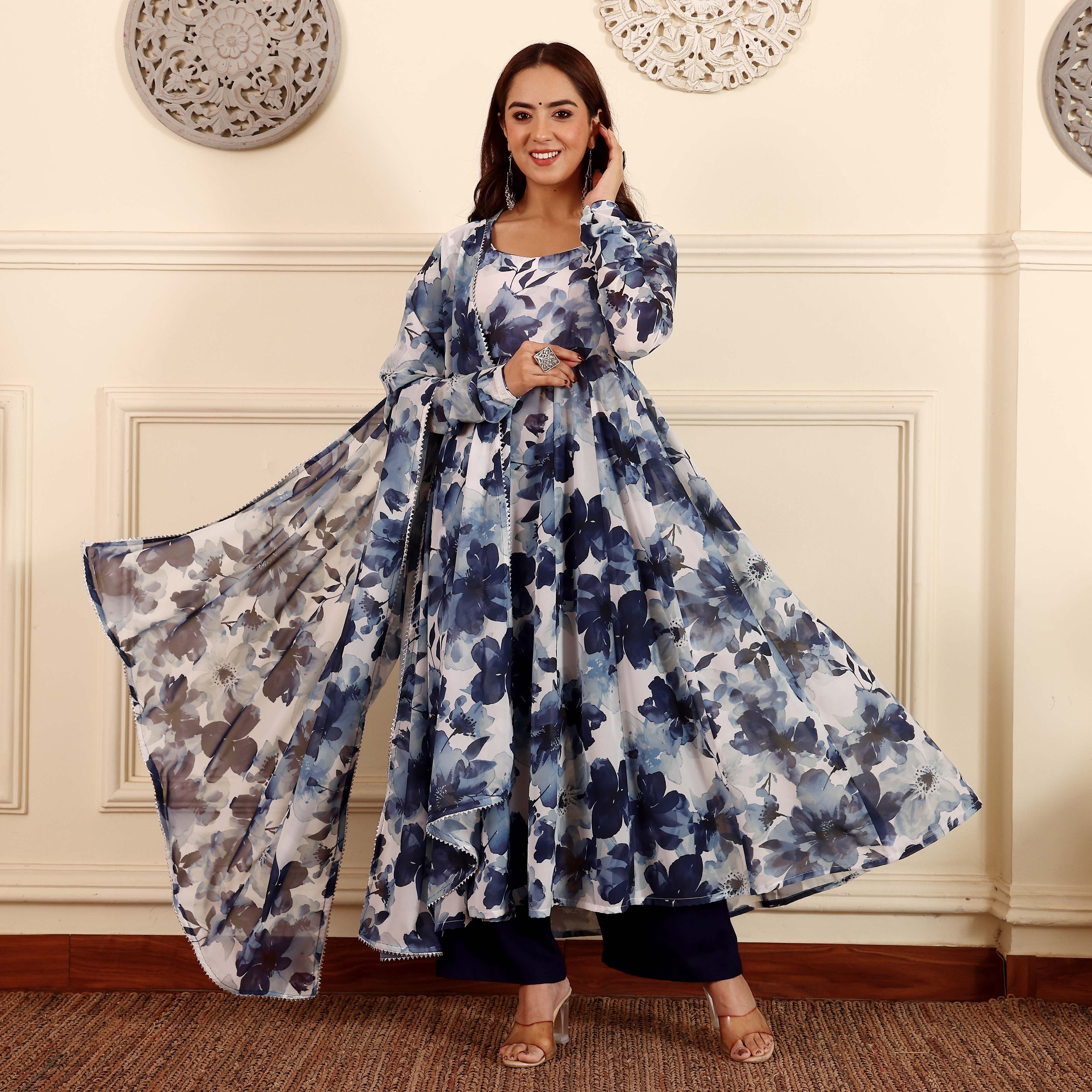 Yaanvi Georgette Set