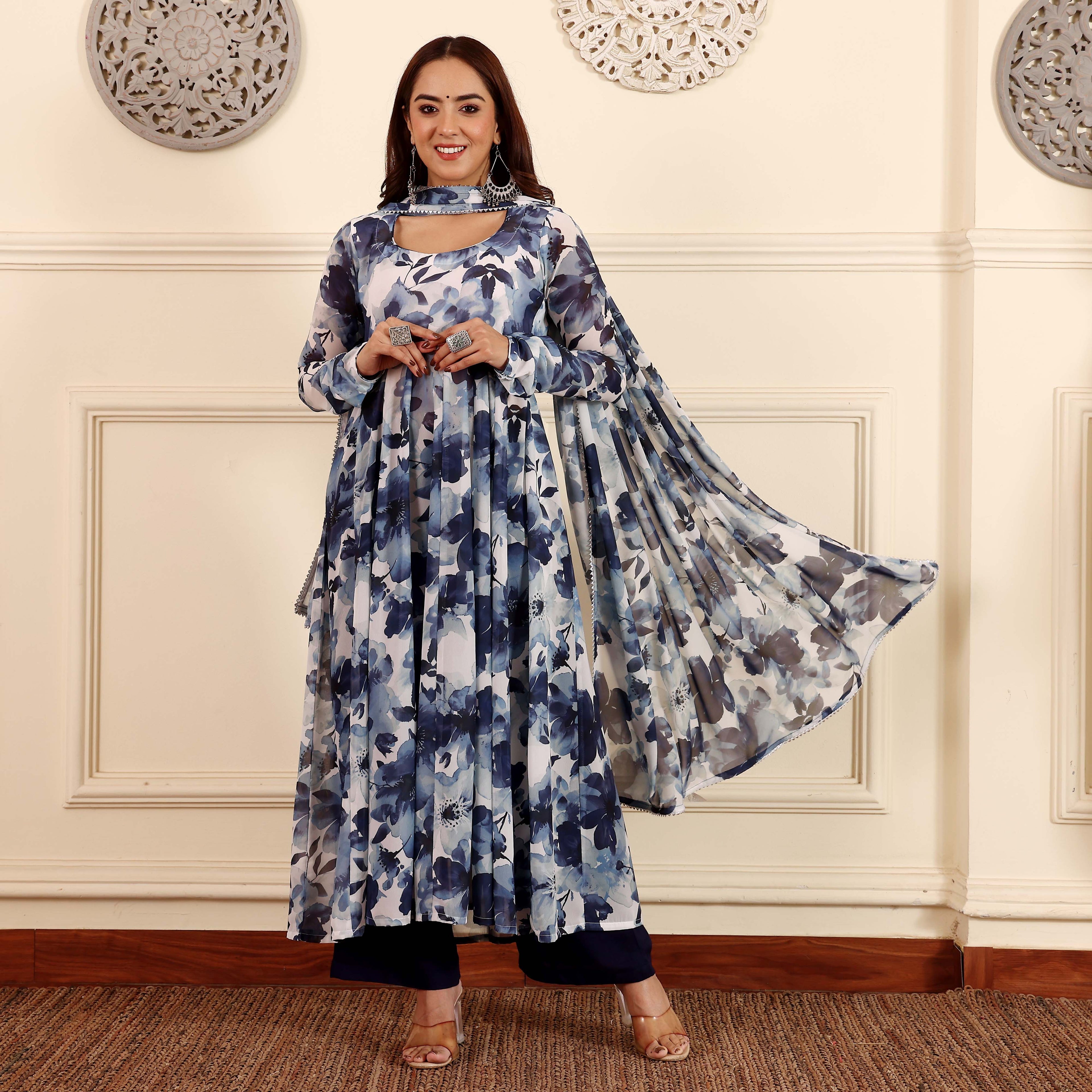 Yaanvi Georgette Set