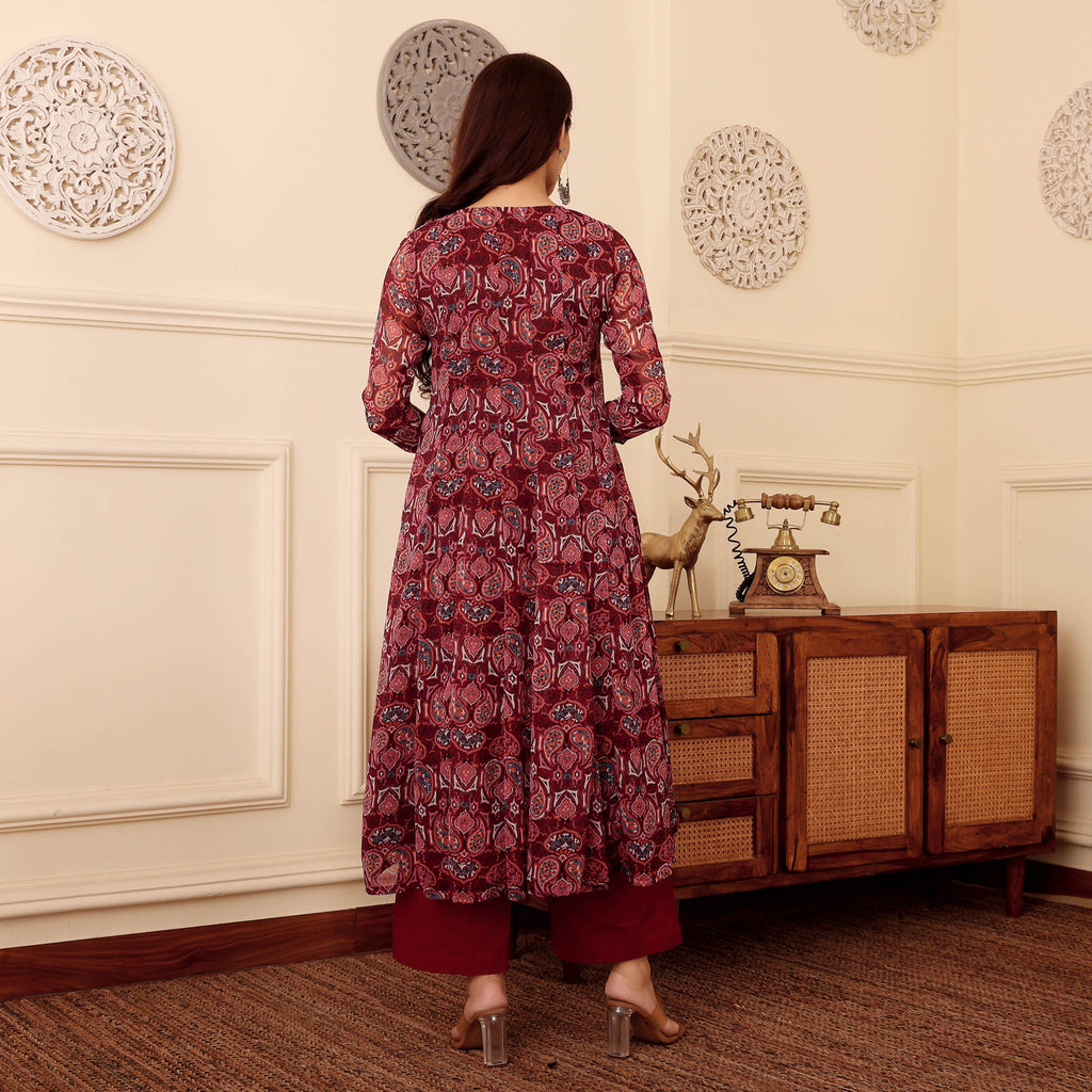 Tilotma Georgette Kurta
